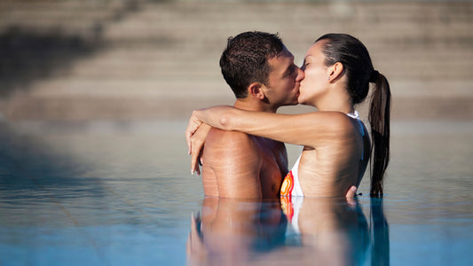 Les Meilleures Positions Sexuelles Aquatiques 2023