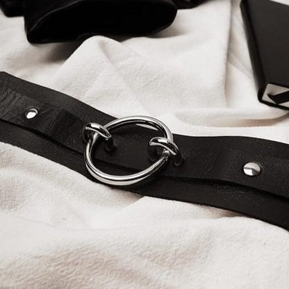 Collier d'Appartenance BDSM avec Laisse -  FetishTentation | Large, Ajustable & Sexy FetishTentation Sensations plus