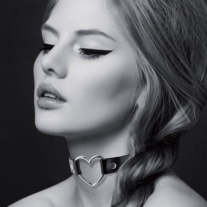 Collier Ras de Cou Fetish - Bijoux Pour Toi | Choker Réglable Noir & Coeur Argenté Bijoux pour toi Sensations plus