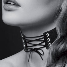 Collier Ras de Cou Fetish Laçage - Bijoux Pour Toi | Similicuir Noir Ajustable & Sexy Bijoux pour toi Sensations plus
