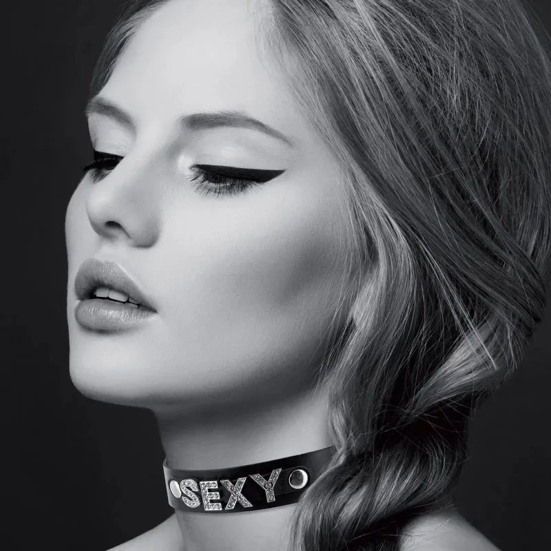 Collier "SEXY" Ras de Cou - Bijoux Pour Toi | Choker en Cuir Véritable & Strass Bijoux pour toi Sensations plus