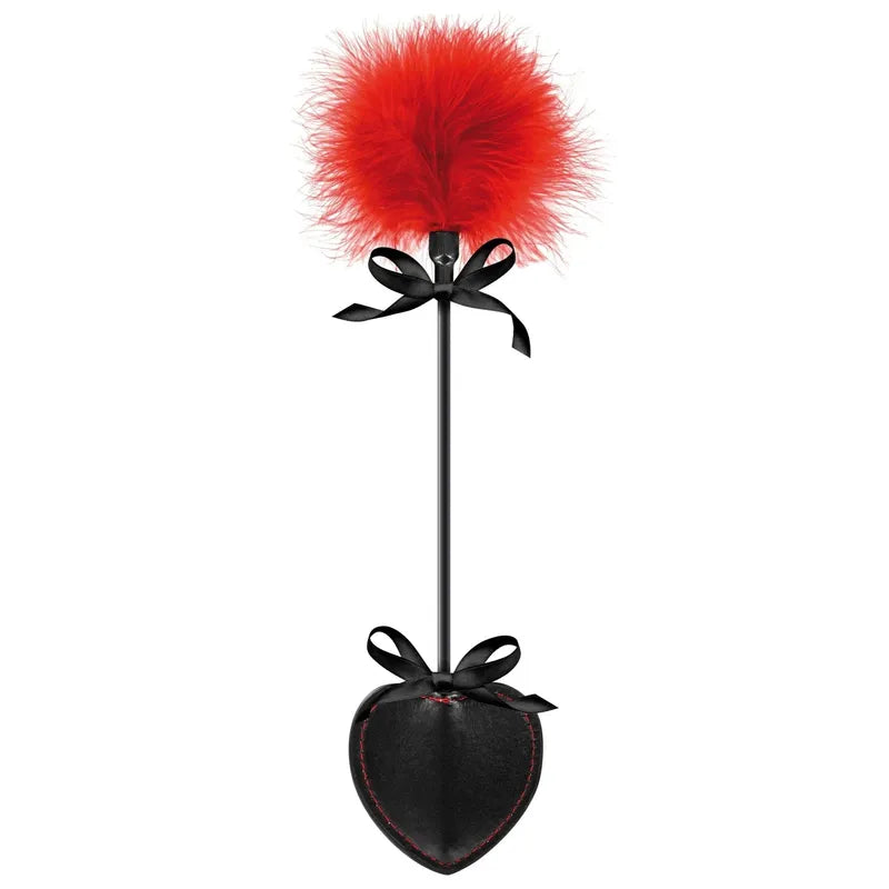 Cravache 2-en-1 BDSM - Sweet Caress | Tapette Cœur Noir & Plumeau Duvet Rouge Sweet Caress Sensations plus