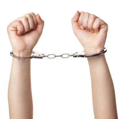 Menottes Poignets Métal - FetishTentation | BDSM Sécuritaire & Confortable FetishTentation Sensations plus